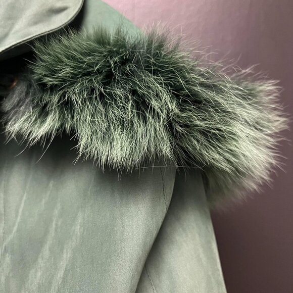 Green Vintage Apropos Parka With FauxFur Trim and Hood - Picture 6 of 6